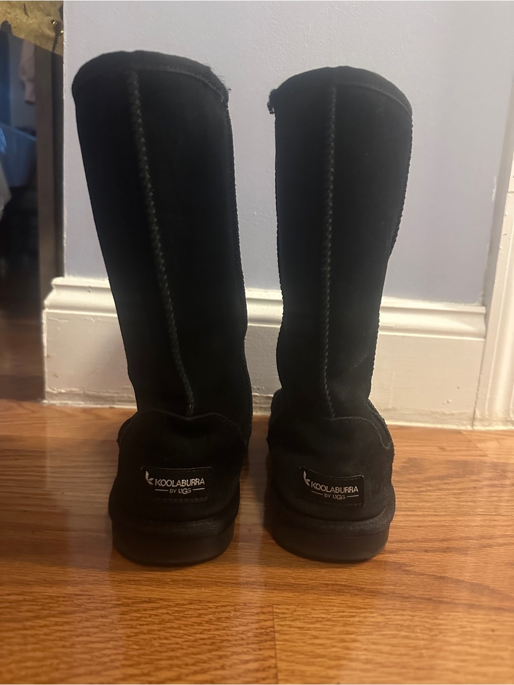 Koolaburra - by Ugg - size 4